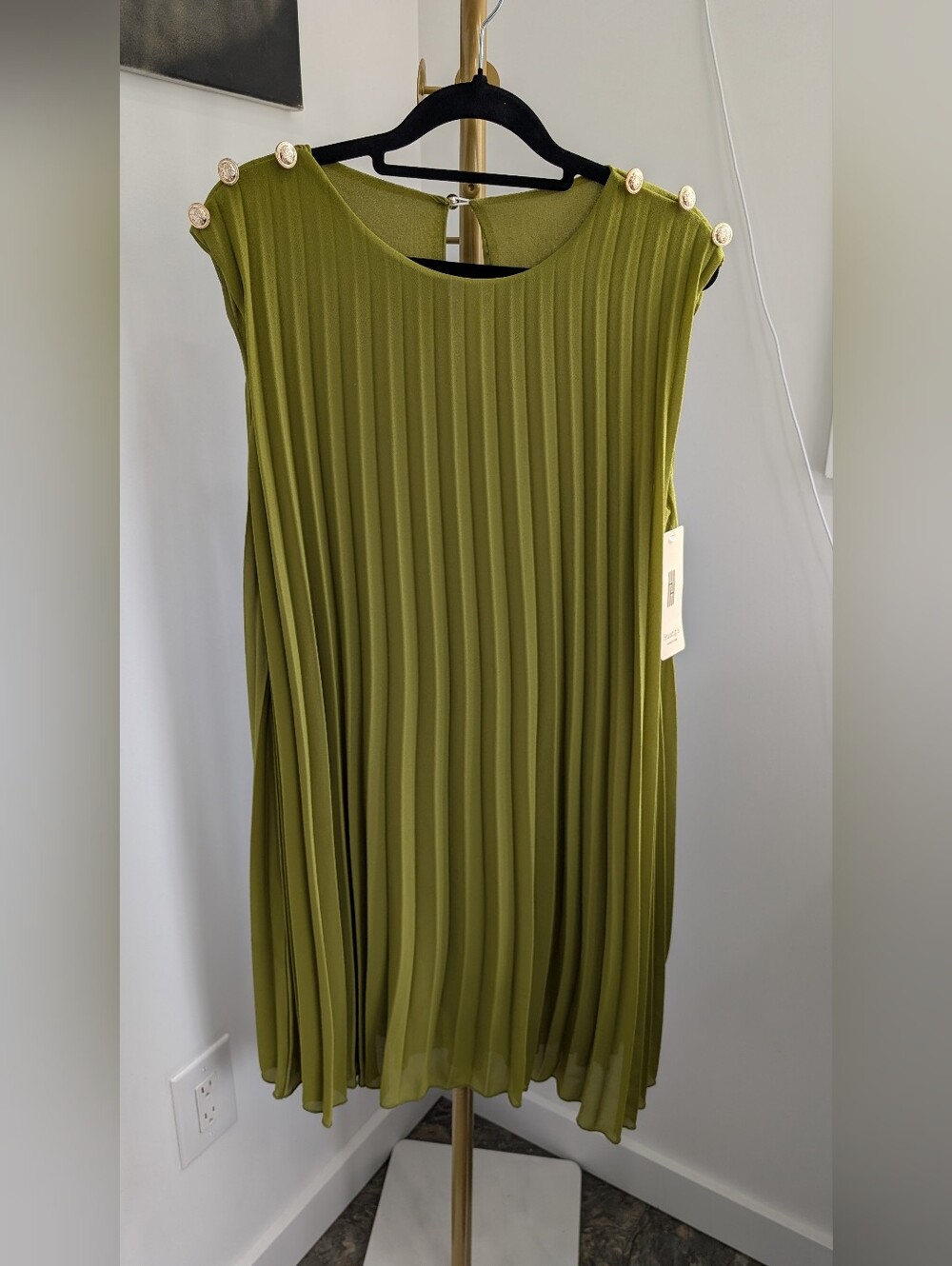 Huang's NWT Made in Italy Olive Green Pleated Swing Dress Ptp 20"
